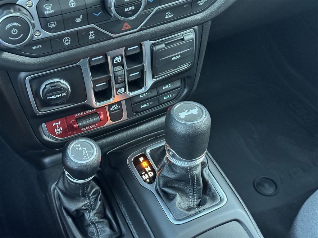 new 2025 Jeep Wrangler car, priced at $50,070