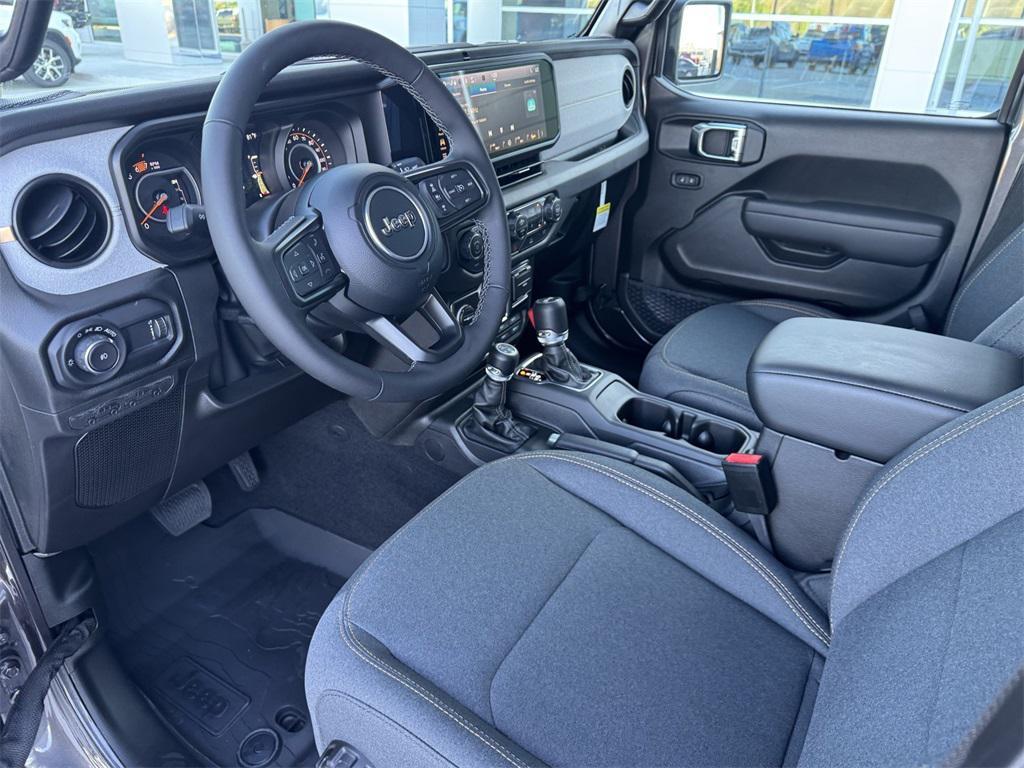 new 2025 Jeep Wrangler car, priced at $50,070