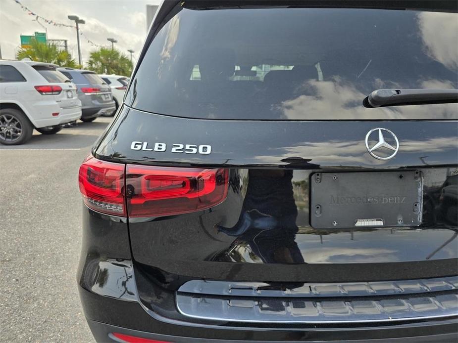 used 2020 Mercedes-Benz GLB 250 car, priced at $27,792