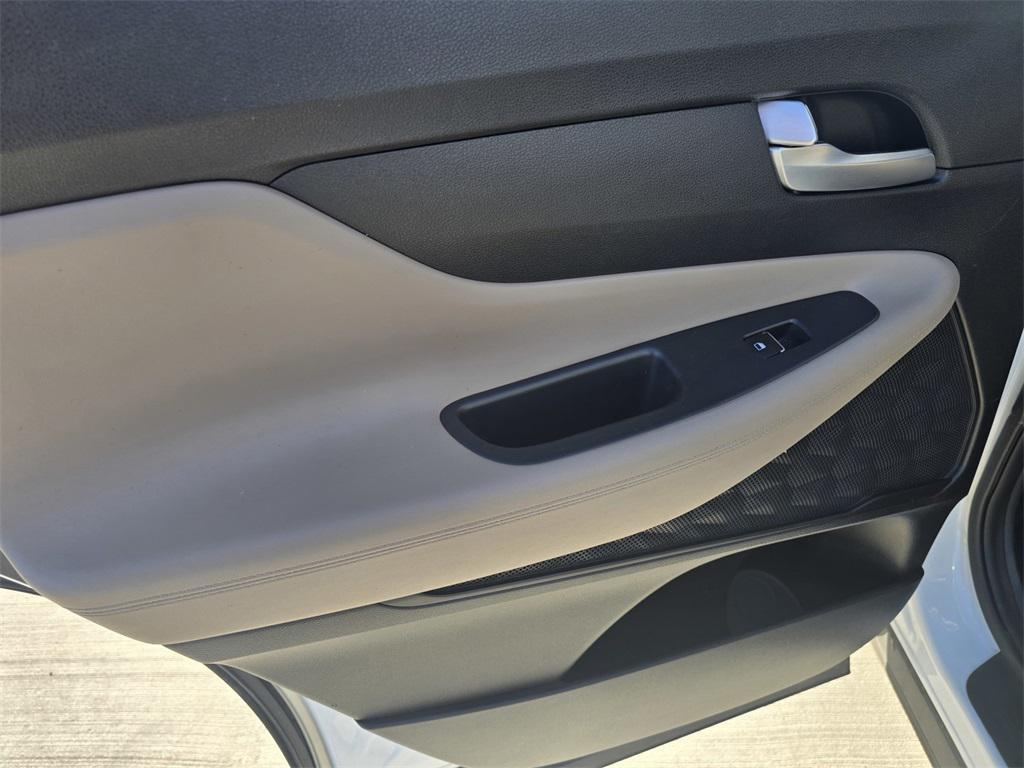 used 2020 Hyundai Santa Fe car, priced at $15,095