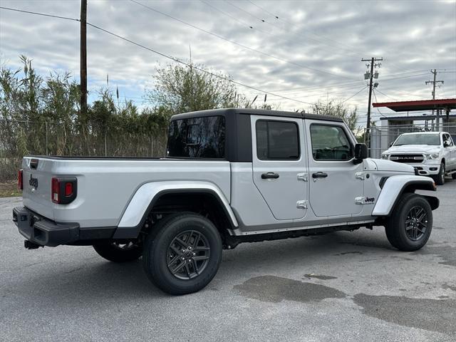 new 2024 Jeep Gladiator car, priced at $48,329