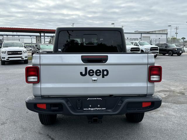 new 2024 Jeep Gladiator car, priced at $48,329