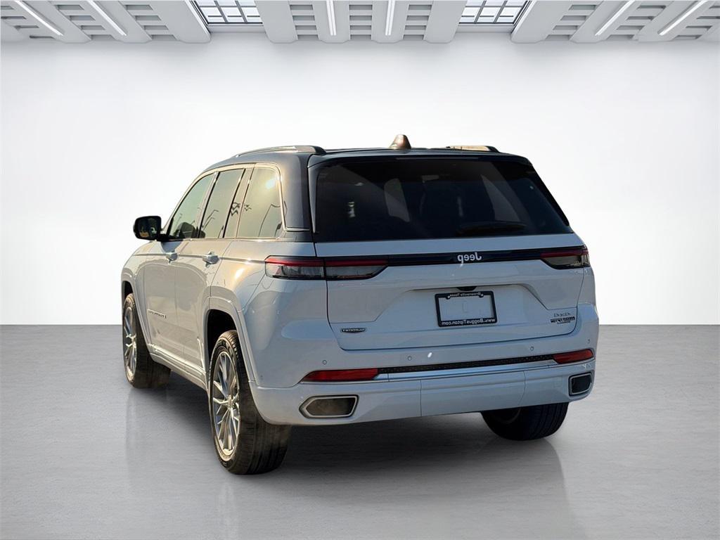 new 2025 Jeep Grand Cherokee car, priced at $51,805