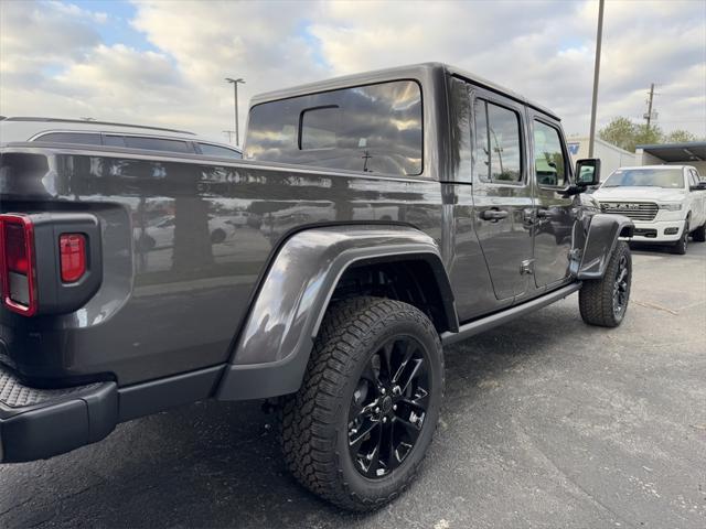 new 2025 Jeep Gladiator car, priced at $43,180