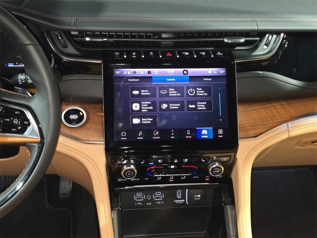 used 2025 Jeep Grand Cherokee car, priced at $54,995