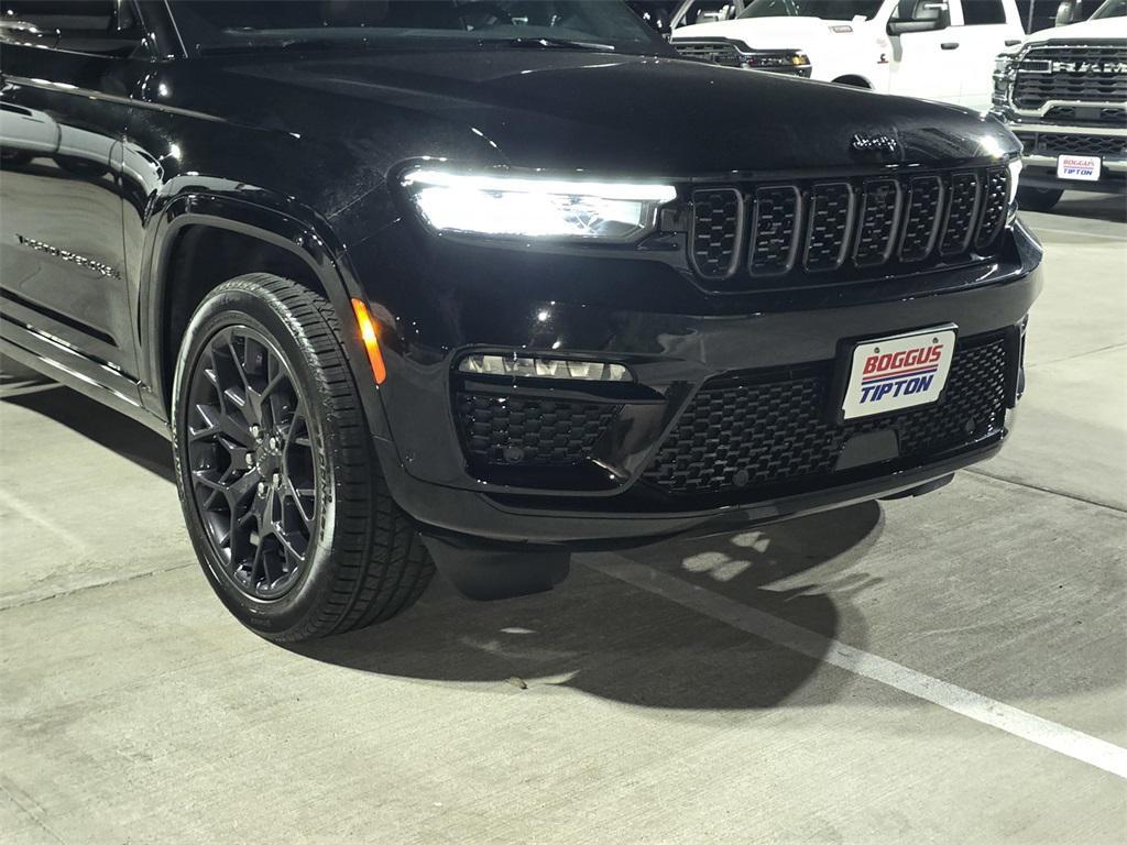 used 2025 Jeep Grand Cherokee car, priced at $54,995