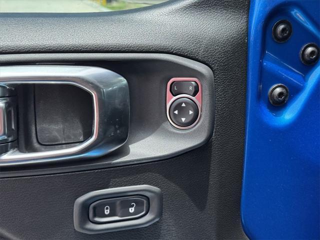 new 2025 Jeep Gladiator car, priced at $40,060
