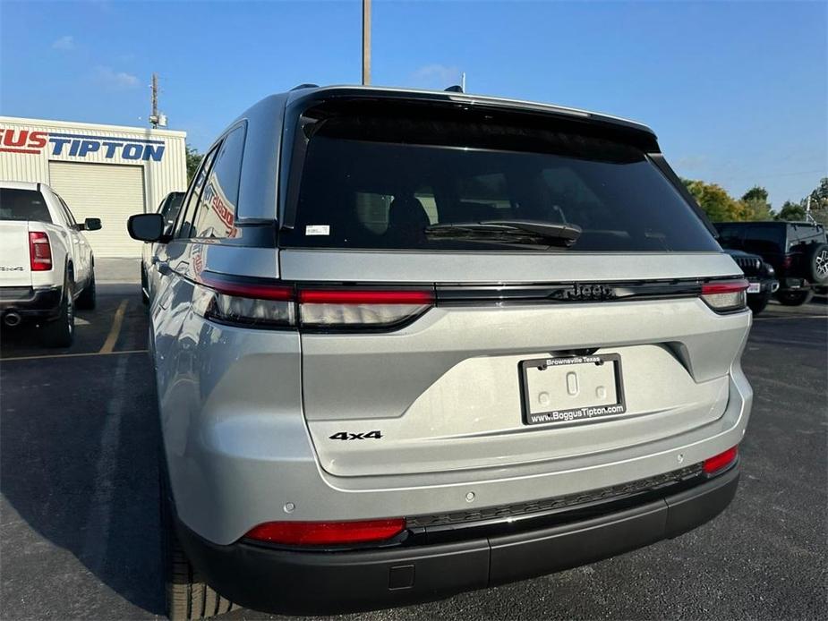 new 2023 Jeep Grand Cherokee car, priced at $45,525