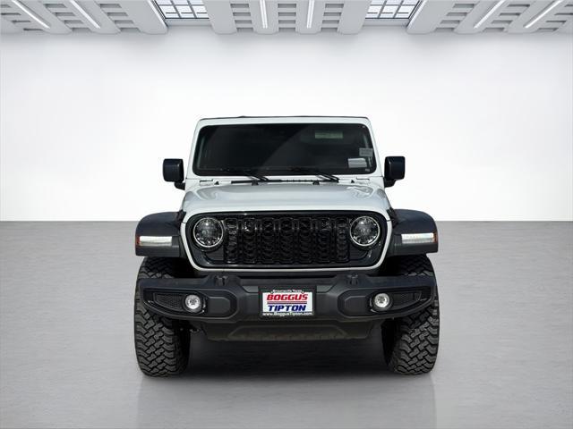 new 2025 Jeep Wrangler car, priced at $45,438