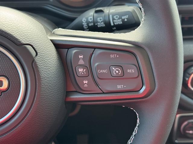 new 2025 Jeep Wrangler car, priced at $45,438