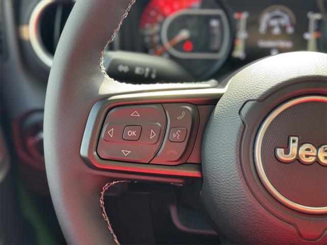 new 2025 Jeep Gladiator car, priced at $42,269