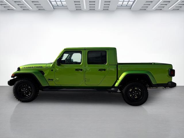 new 2025 Jeep Gladiator car, priced at $42,269