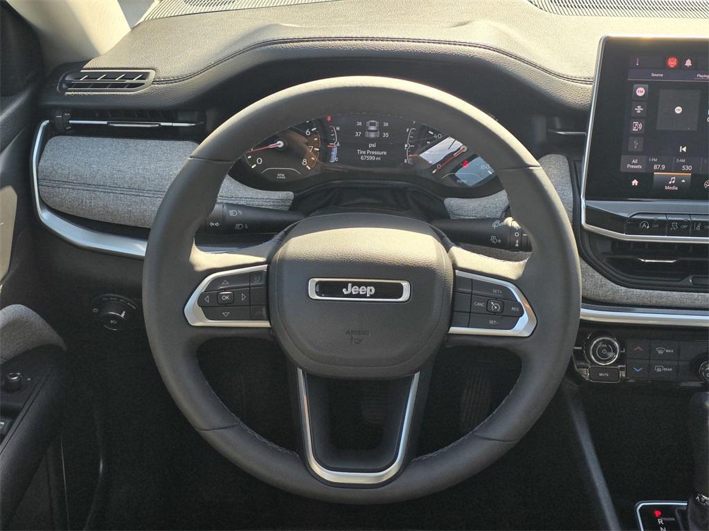 used 2022 Jeep Compass car, priced at $18,237