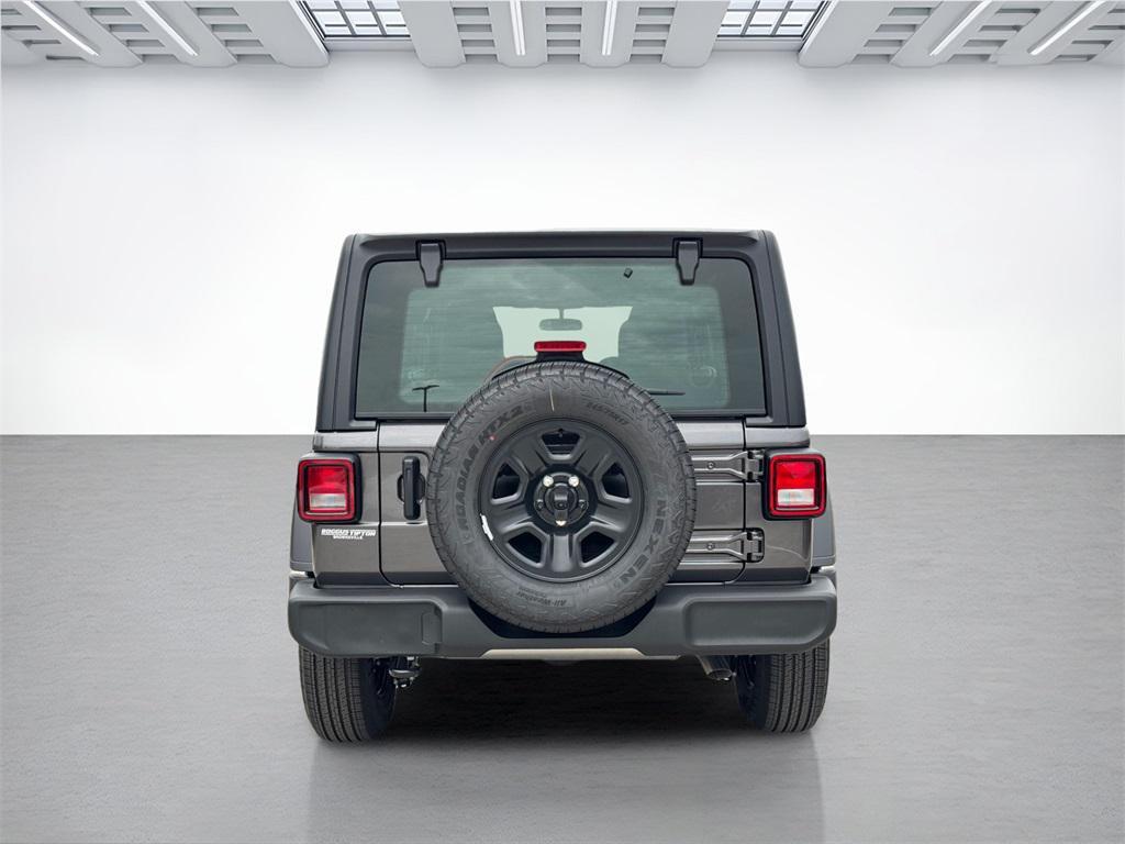 new 2025 Jeep Wrangler car, priced at $38,250