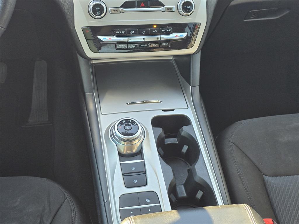 used 2023 Ford Explorer car, priced at $28,964