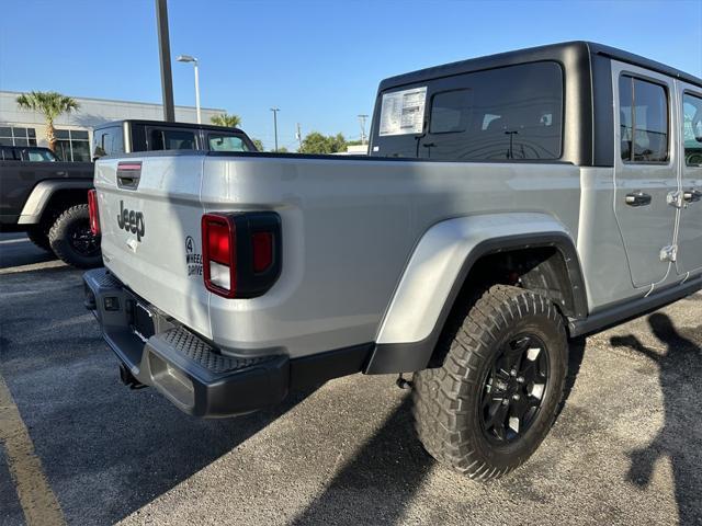 new 2023 Jeep Gladiator car, priced at $50,921