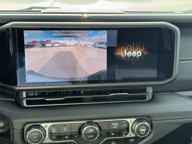 new 2025 Jeep Gladiator car, priced at $40,943