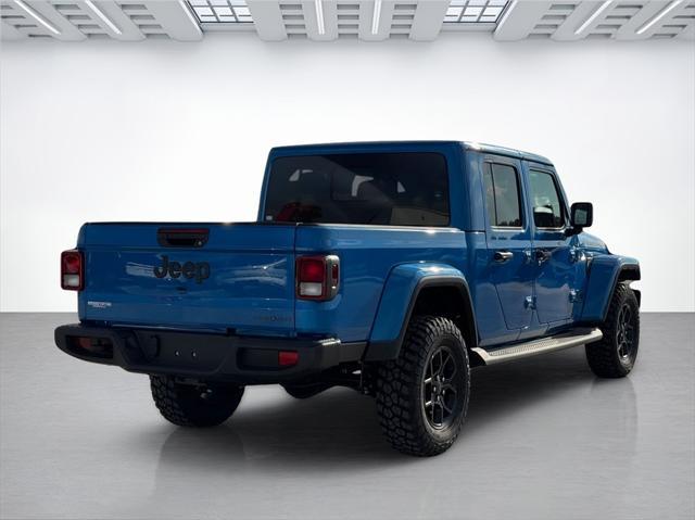 new 2025 Jeep Gladiator car, priced at $40,943