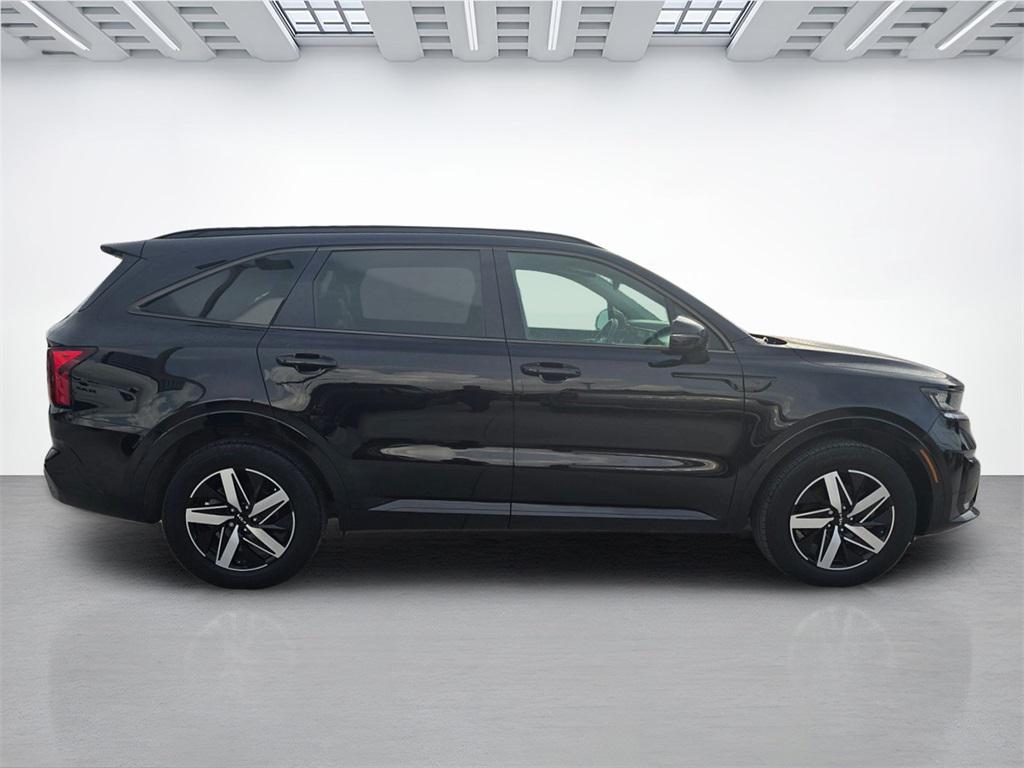 used 2023 Kia Sorento car, priced at $26,877