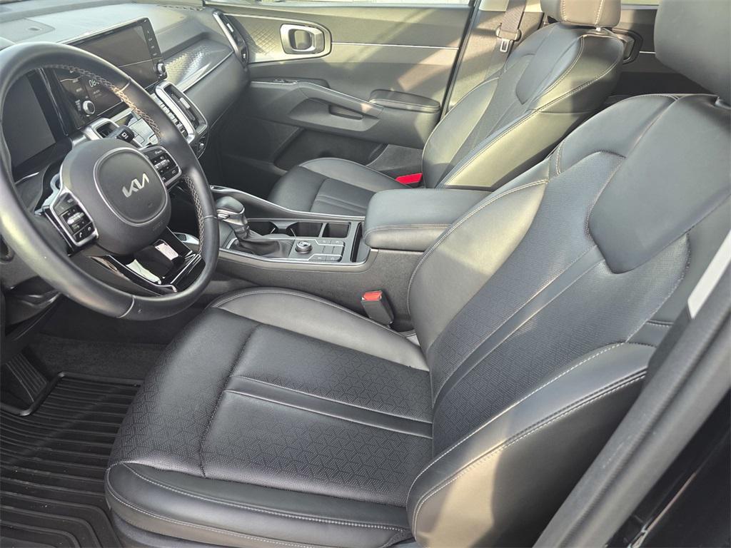 used 2023 Kia Sorento car, priced at $26,877