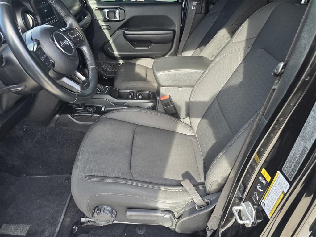 used 2021 Jeep Wrangler Unlimited car, priced at $31,341