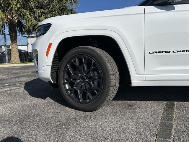 new 2025 Jeep Grand Cherokee car, priced at $66,860