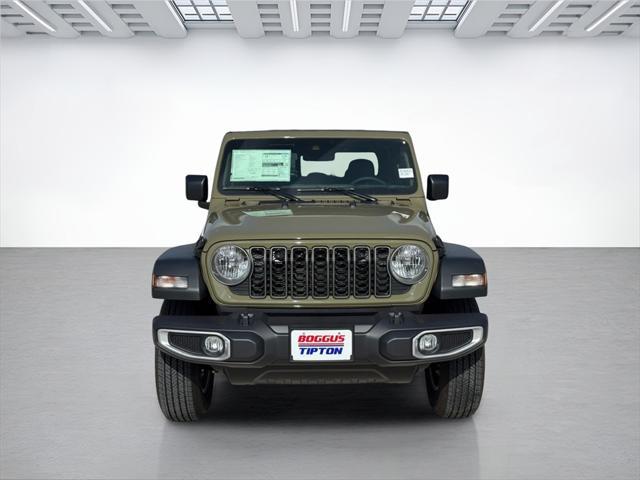 new 2025 Jeep Gladiator car, priced at $40,060