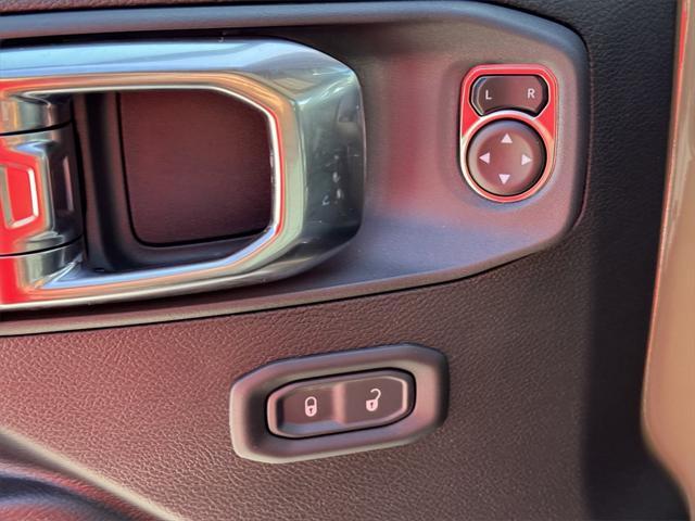 new 2025 Jeep Gladiator car, priced at $40,060