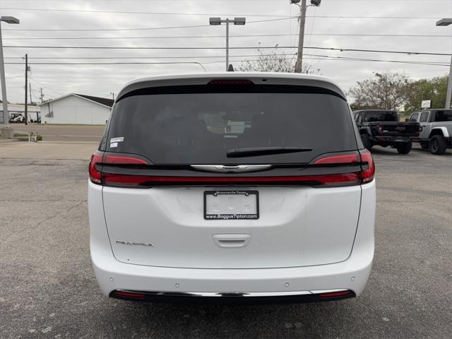 new 2025 Chrysler Pacifica car, priced at $42,425