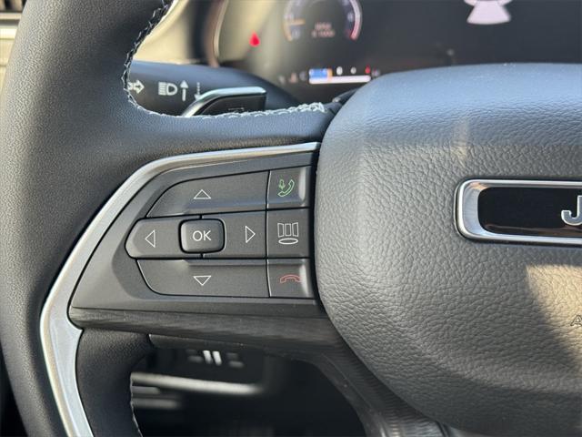new 2025 Jeep Grand Cherokee car, priced at $38,666