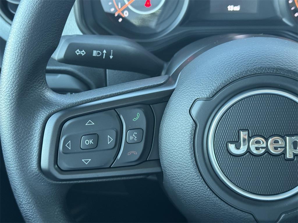 new 2025 Jeep Gladiator car, priced at $36,430