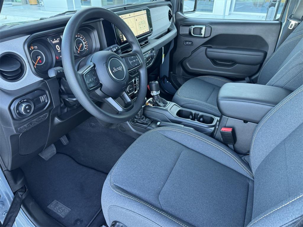 new 2025 Jeep Gladiator car, priced at $36,430