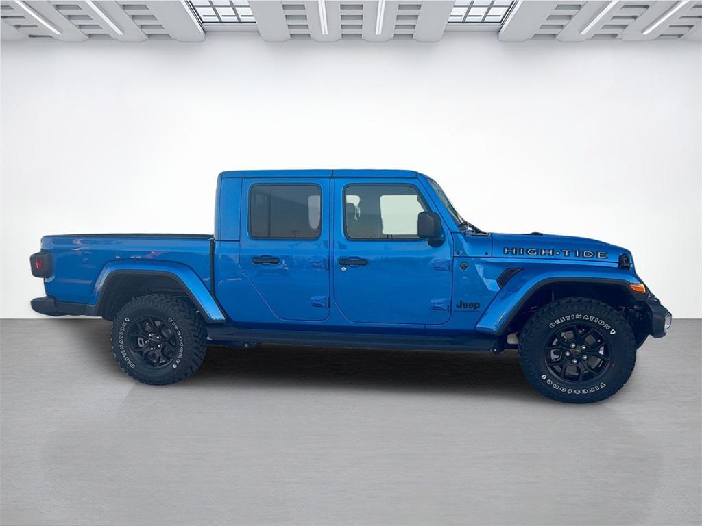 new 2025 Jeep Gladiator car, priced at $40,435
