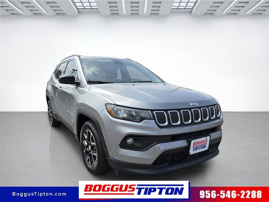 used 2022 Jeep Compass car, priced at $18,003
