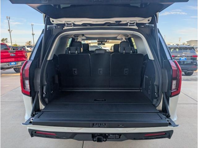 new 2025 Ford Expedition car, priced at $69,205