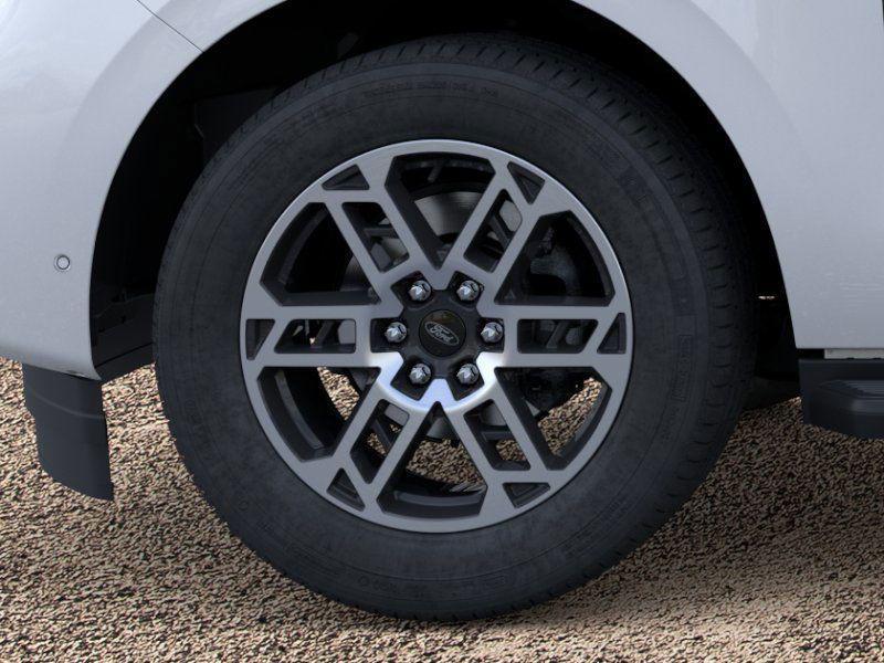 new 2025 Ford Expedition car, priced at $69,345