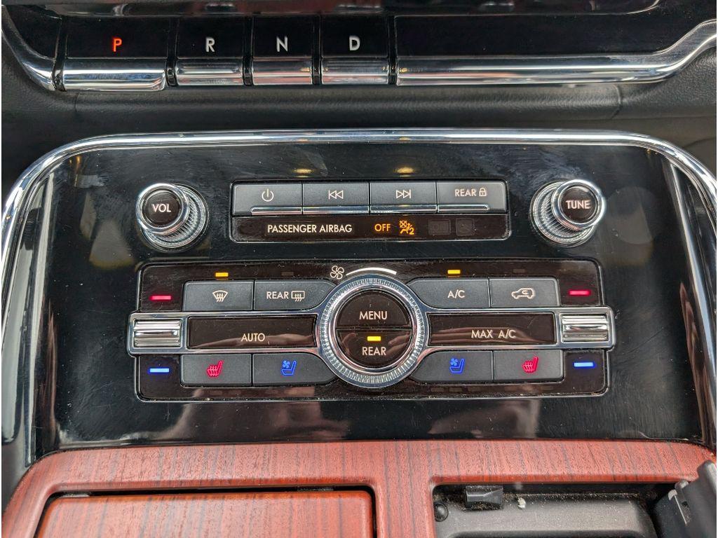 used 2022 Lincoln Navigator car, priced at $48,888