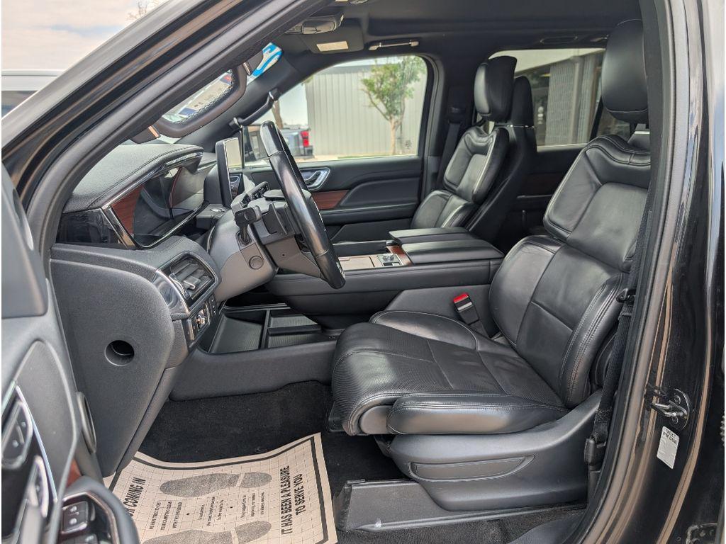used 2022 Lincoln Navigator car, priced at $48,888
