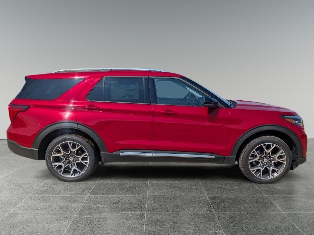 new 2025 Ford Explorer car, priced at $62,095