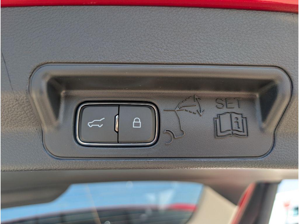 new 2025 Ford Explorer car, priced at $62,095