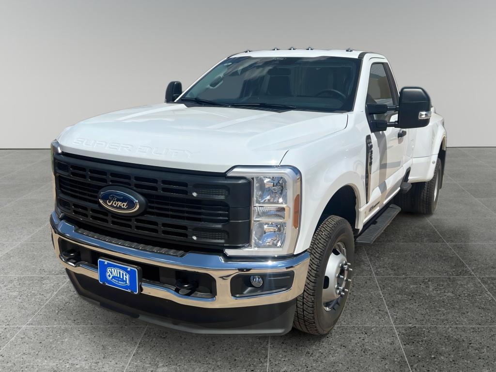 new 2025 Ford F-350 car, priced at $66,670
