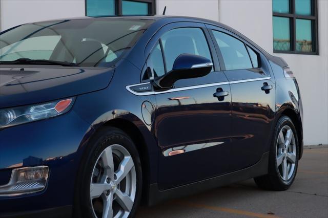 used 2013 Chevrolet Volt car, priced at $8,490