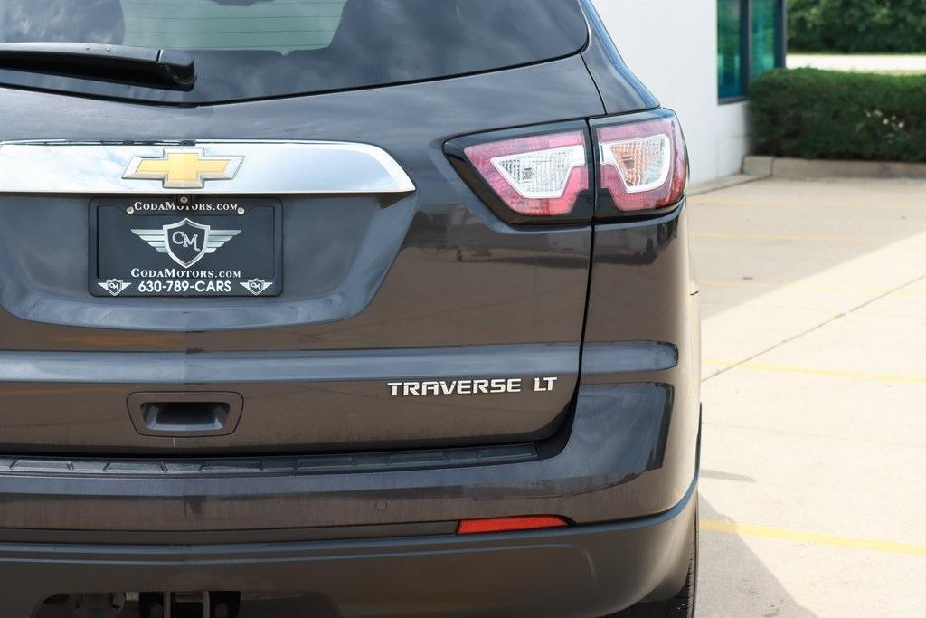 used 2015 Chevrolet Traverse car, priced at $9,690