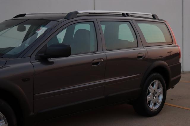 used 2005 Volvo XC70 car, priced at $2,990