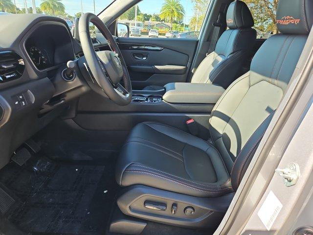 new 2025 Honda Pilot car, priced at $50,895