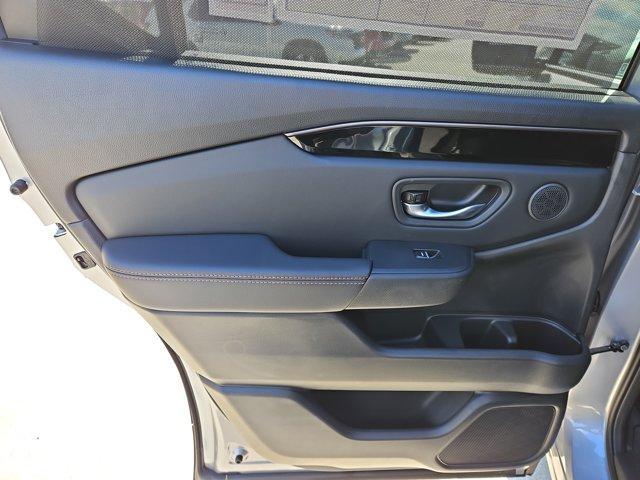 new 2025 Honda Pilot car, priced at $50,895