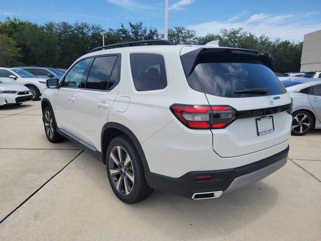 new 2025 Honda Pilot car, priced at $49,405