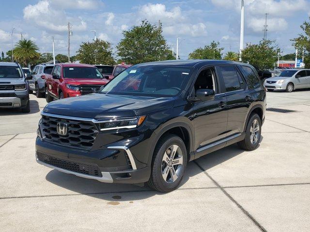 new 2025 Honda Pilot car, priced at $45,700