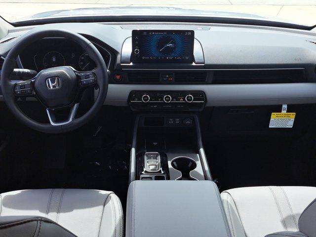 new 2025 Honda Pilot car, priced at $50,895