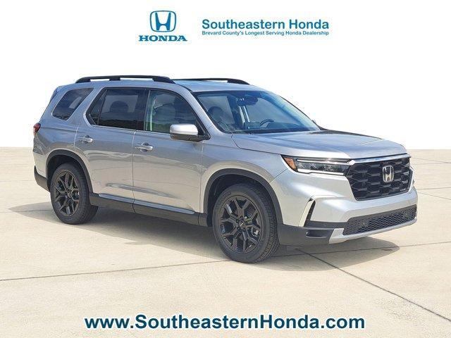 new 2025 Honda Pilot car, priced at $50,895